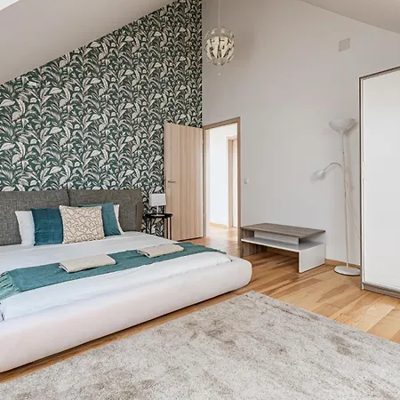 Prime 19 - By Immokon * Budapest